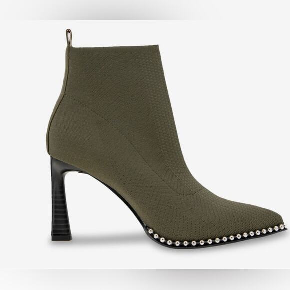Woman’s BCBGeneration Beya Bootie Green Size 7.5 - Picture 2 of 8